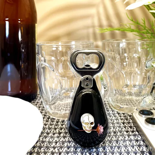 Miniatura 5 de Abrebotellas Magnético – Diseño Original Calavera Mordiendo Flor en Resina Negra – Imán Fuerte para Nevera – Regalo Ligero para Decoración Gótica