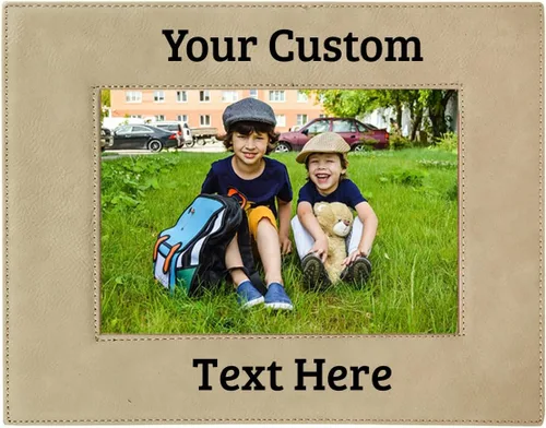 Miniatura 6 de Marco de fotos de piel sintética de cuero sintético grabado para añadir tu texto personalizado para colgar o en la mesa, marco de fotos familiares