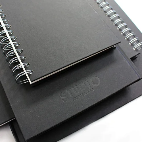 Miniatura 4 de Artway Studio - Cuaderno de bocetos A4 con espiral - Retrato - 96 caras/48 páginas de papel de cartucho de 6.00 oz/m² - Cuaderno de bocetos negro