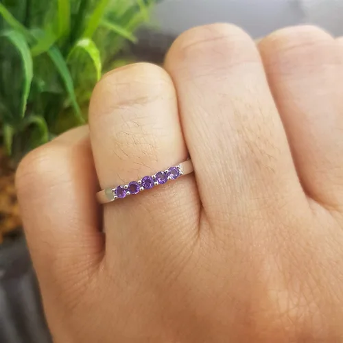Miniatura 132 de Dazzlingrock Collection Anillo de boda redondo de 5 piedras preciosas o diamantes para mujer en oro macizo de 10 K/14 K/18 K