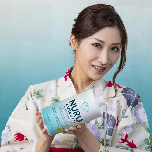 Miniatura 3 de Nuru Gel de masaje de 8.45 onzas líquidas Alternativa al aceite de masaje Aloe vera orgánico, algas marinas, té verde, regaliz y vitamina B5 A