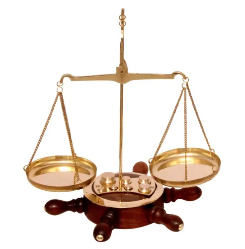 Miniatura 3 de Báscula de equilibrio pulida de latón antiguo con base de madera joyería boticaria NUEVO