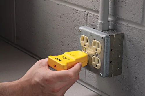 Miniatura 6 de Sperry Instrumentos CS550A localizador de disyuntor de circuito, ubicación rápida de circuitos de CA/fusibles, LED visual, transmisor estilo enchufe