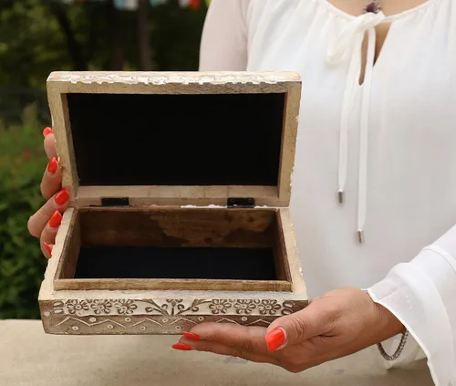 Miniatura 2 de DharmaObjects Caja de madera tallada a mano grande del árbol de la vida, almacenamiento de recuerdos, multiutilidad Blanco