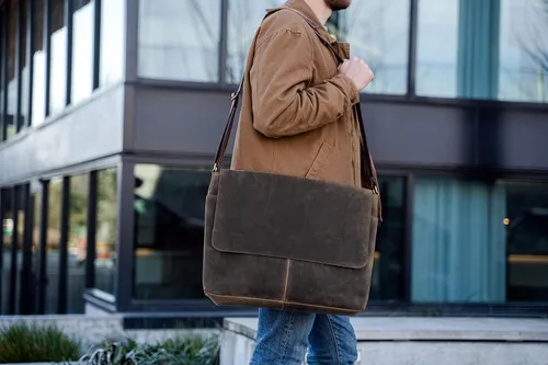 Miniatura 5 de KPL - Maletín de cuero para laptop para hombres y mujeres, la mejor bolsa de computadora de oficina de búfalo hecho a mano, desgastado bronceado