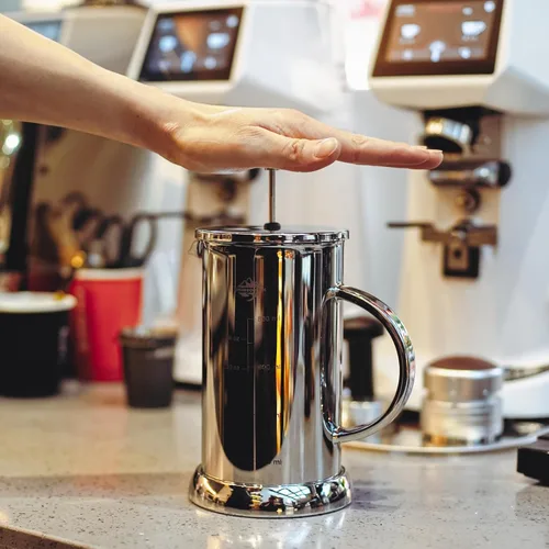 Miniatura 4 de French Press - Espumador de café y leche, 34 onzas (4 tazas) resistente al calor, prensa de café de vidrio borosilicato con 4 pantallas de filtro
