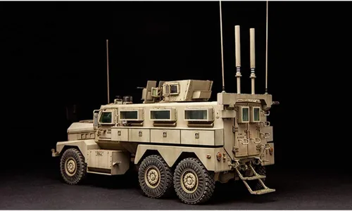 Miniatura 4 de Meng U.S. Cougar 6x6 MRAP Kit de modelo de vehículo