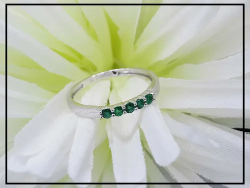 Miniatura 50 de Dazzlingrock Collection Anillo de boda redondo de 5 piedras preciosas o diamantes para mujer en oro macizo de 10 K/14 K/18 K