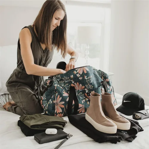 Miniatura 5 de Jadyn - Bolsa grande de lona de mujer para fin de semana, 22in, con bolsillo para zapatos, bolsa de viaje