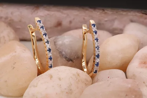 Miniatura 2 de Dazzlingrock Collection Pendientes de aro de oro amarillo con piedras preciosas redondas de 14 quilates