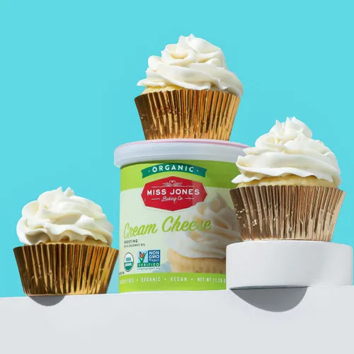 Miniatura 4 de Miss Jones Baking Crema de mantequilla orgánica para hornear, perfecta para glaseado y decoración, vegana: Queso crema (Paquete de 6)