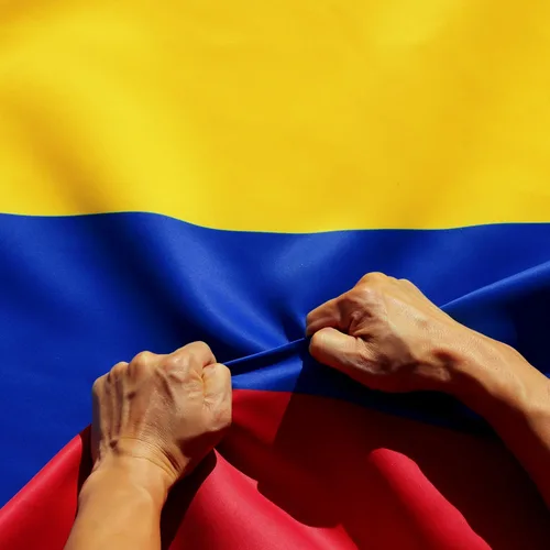 Miniatura 8 de Anley Fly Breeze - Bandera de Colombia de 3 x 5 pies, color vivo y a prueba de decoloración, cabecera de lona y doble costura, banderas nacionales
