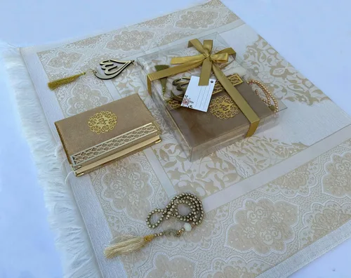 Miniatura 5 de SAIKA Juego de alfombras de oración con tarjeta de agradecimiento, alfombra de oración del Corán árabe, cuentas y colgador de automóvil, Ramadán