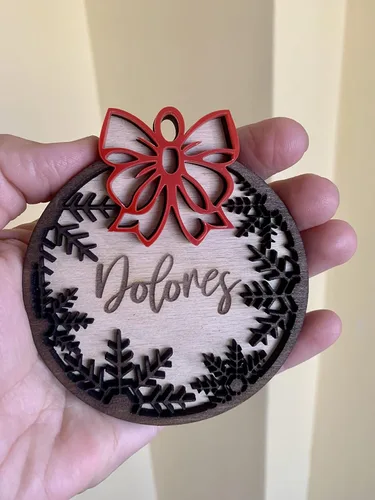 Miniatura 4 de Adorno de madera de Navidad personalizado con nombre grabado personalizado, adorno de Navidad 2025, decoración de árbol de vacaciones hecho a mano