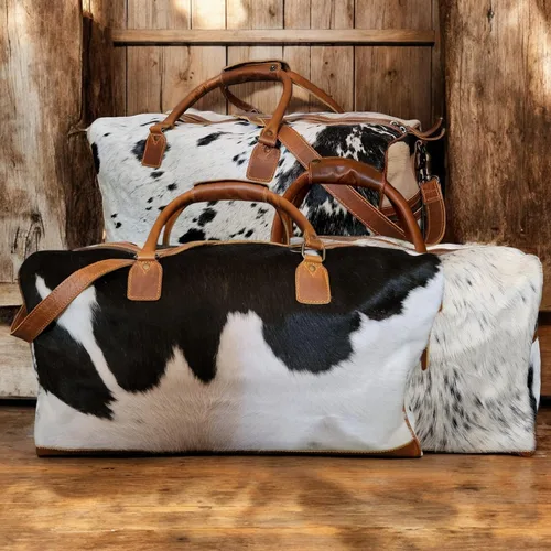 Miniatura 13 de Ranch Junkie Highlands Large Genuine Cowhide Weekender Cowhide Duffel