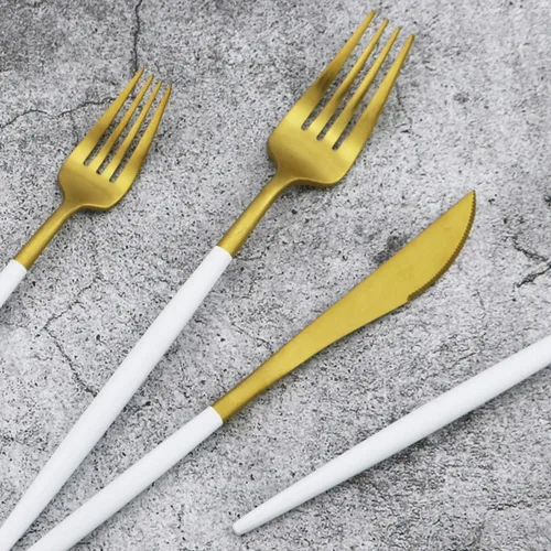 Miniatura 6 de Juego de cubiertos color dorado mate con mango blanco, Gugrida 5 piezas de acero inoxidable 18/10 acabado satinado, juego de utensilios de cocina