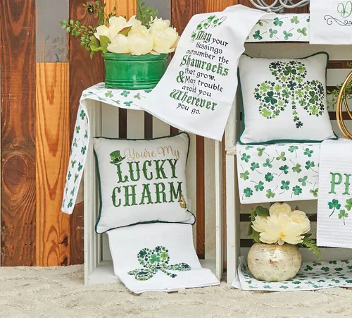 Miniatura 4 de C&F Home Almohada bordada de tamaño pequeño con texto en inglés "You're My Lucky Charm" de 10 x 10 pulgadas, con temática del día de San Patricio