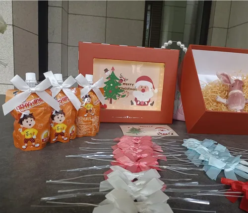 Miniatura 6 de Paquete de 50 lazos blancos para corbata, lazos preatados, lazos de satén de Navidad para bolsas de golosinas, lazos de embalaje para dulces