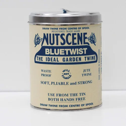 NUTSCENE Lata Icónica (Lata de Cordel) con Su Cordel de Yute Escocés Tradicional y Agujero en la Parte Superior para Fácil Dispensación. 14 Colores