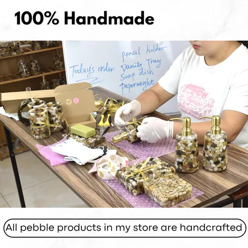 Miniatura 7 de Dispensador de jabón recargable hecho a mano para baño y cocina, dispensador de jabón de piedra Rocks con bomba de acero inoxidable dorado