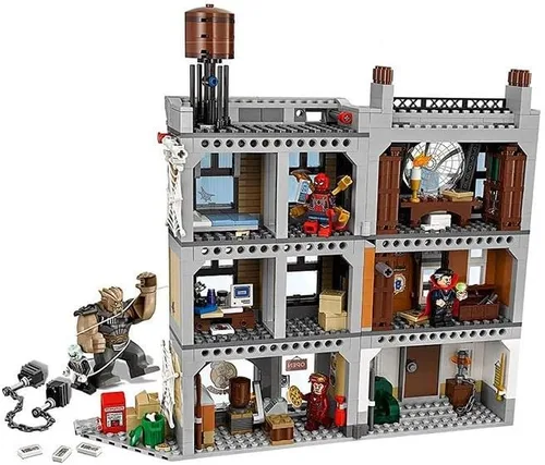 Miniatura 4 de LEGO Marvel Super Heroes Avengers: Infinity War Sanctum Sanctorum Showdown 76108 Kit de construcción (1004 piezas) (descontinuado por el fabricante)