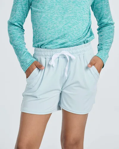 Miniatura 2 de Real Essentials Paquete de 4 pantalones cortos para correr de rendimiento atlético para niñas con cordón y bolsillos
