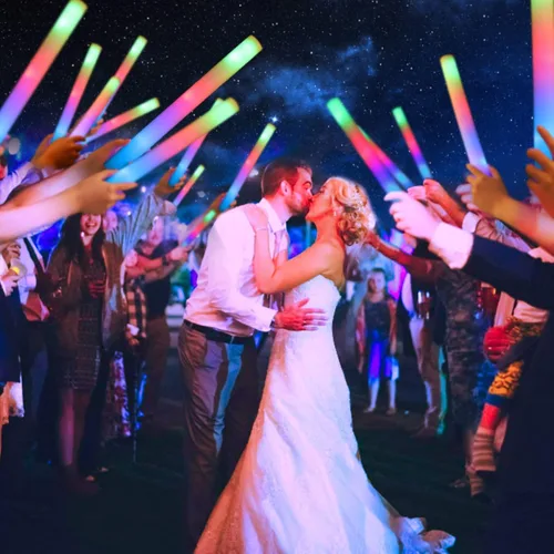 Miniatura 7 de HONLYNE 44 piezas de palos de espuma brillantes con 3 modos de parpadeo colorido, palos de espuma iluminados, palos de luz LED, paquete de fiesta
