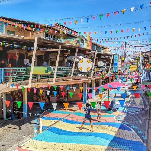 Miniatura 5 de Banderines multicolor de 525 pies, 300 banderines de tela de nailon, banderines coloridos de arco iris para gran inauguración, fiestas, festivales