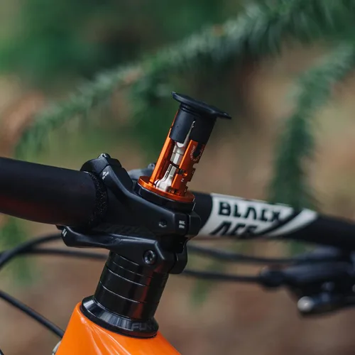 Miniatura 2 de Granite Stash - Kit de herramientas múltiples - Herramientas compactas para bicicleta almacenadas dentro del tubo de dirección, modelo de dirección