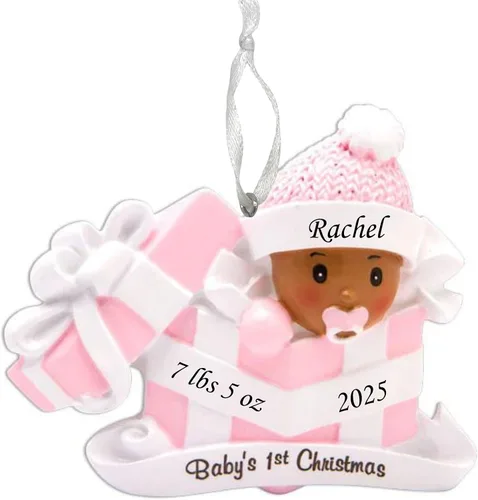 Miniatura 9 de Adorno de la primera Navidad del bebé 2025 – Bebé niña en el presente – Recuerdo personalizado de vacaciones – Adorno personalizado de mi primera