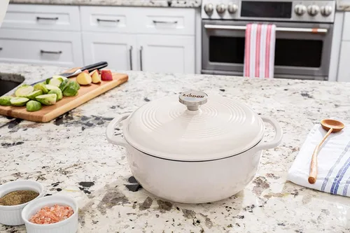 Miniatura 2 de Lodge 7.5 Quart - Horno holandés de hierro fundido esmaltado con tapa – Asas duales – Apto para horno hasta 500° F o en estufa - Úselo para marinar