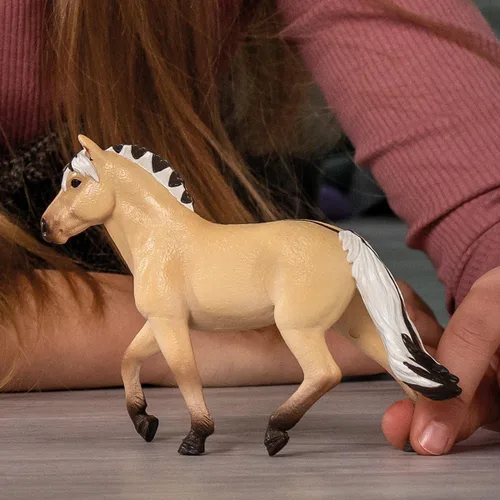 Miniatura 3 de Schleich Horse Club - Figura de yegua de caballo de fiordo noruego - Figuras de poni para niñas y niños - Juguetes para niños a partir de 5 años