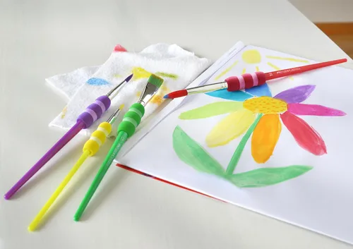 Miniatura 3 de Faber-Castell Juego de pinceles de pintura de agarre suave, pinceles de pintura para niños, 4 pinceles surtidos para acuarela y pintura al temple