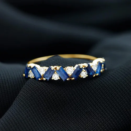 Miniatura 2 de Banda de media eternidad con baguette de zafiro azul certificada con moissanita en oro
