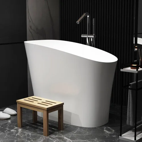 Bañera japonesa de 47 pulgadas, bañera oblicua independiente de resina de piedra en blanco mate