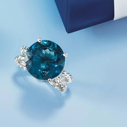 Miniatura 4 de Ross-Simons Anillo de topacio azul Londres de 6.75 quilates en plata de ley