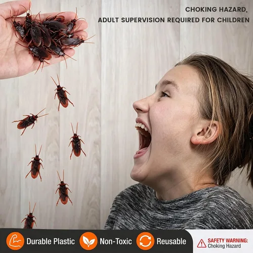 Miniatura 6 de LovesTown 150 unidades de cucarachas falsas, juguetes de broma de Halloween de plástico, decoración para fiesta en casa, trucos divertidos