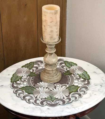 Miniatura 3 de LINENS Art and Things - Mantel individual bordado perlado con hojas verdes sobre marrón (redondo de 15 pulgadas)