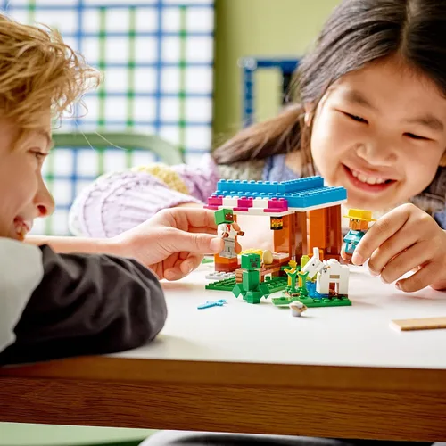 Miniatura 4 de LEGO Minecraft The Bakery - Kit de construcción 21184 inspirado en el juego, juego de juguetes de Minecraft para niños y niñas a partir de 8 años