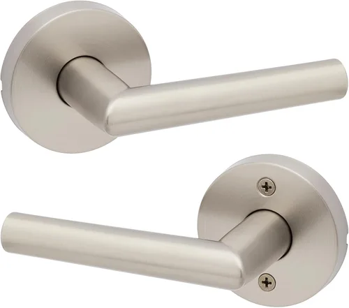Kwikset Milan - Manija de puerta de paso interior, palanca para puertas de armario y pasillo, manija reversible sin bloqueo, níquel satinado