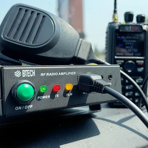 Miniatura 7 de BTECH AMP-U25D Amplificador Aumento de potencia de 20-40W para UHF (400-480MHz) Compatible con radios portátiles Amplifica modos analógicos