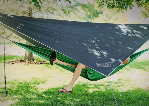Miniatura 6 de Bear Butt Hamaca para lluvia y lona de campamento, lona impermeable ultraligera de 11 x 9 pies para hamaca y tienda de campaña, fácil de instalar
