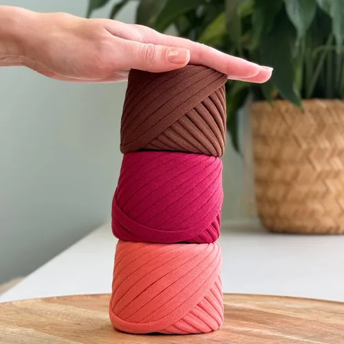 Miniatura 5 de Hilo de camiseta – 0.197-0.276 in – Cinta de punto para ganchillo, tejido, macramé, manualidades – 328.1 ft / 110 yardas – Hilo de algodón Apricot