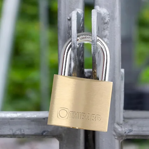 Miniatura 2 de THIRARD Candado de latón tipo 1 – Cerradura de seguridad resistente a la intemperie con mecanismo de pasador reforzado – Llave igual