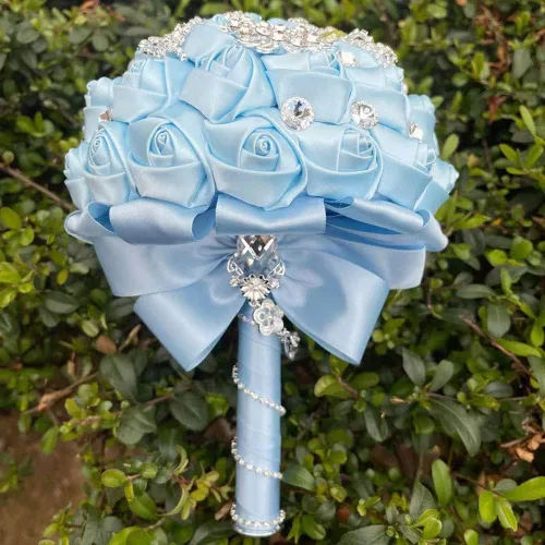 Miniatura 2 de Sharebeauty Ramo de novia de satén hecho a mano para lanzar ramo de boda, ramo de flores artificiales