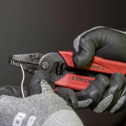 Miniatura 6 de Klein Tools 11046 Wire Stripper, Wire Cutter, Made in USA, Stripping/Cutting Tool for 16-26 AWG Stranded, Compact Nose with Precision-ground