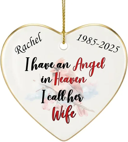 Miniatura 23 de Adorno de Navidad conmemorativo personalizado 2025 – Recuerdo de cerámica en forma de corazón – Tengo un ángel en el cielo I Call Her Primo – Regalo