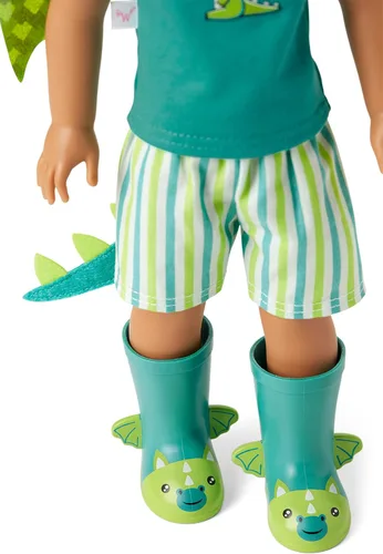 Miniatura 4 de American Girl WellieWishers - Muñeca Bryant de 14.5 pulgadas con camiseta, pantalones cortos, alas de dragón y cola y botas, para mayores de 4 años