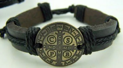 Miniatura 4 de CB - Pulsera de cuero de San Benito 3 unidades talla S M L tono bronce