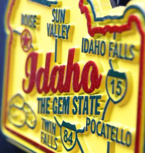 Miniatura 4 de Ohio Giant State Magnet de Classic Magnets, 3 x 3.3 pulgadas, recuerdos coleccionables de goma 3D estilo vintage y regalos fabricados en los Estados